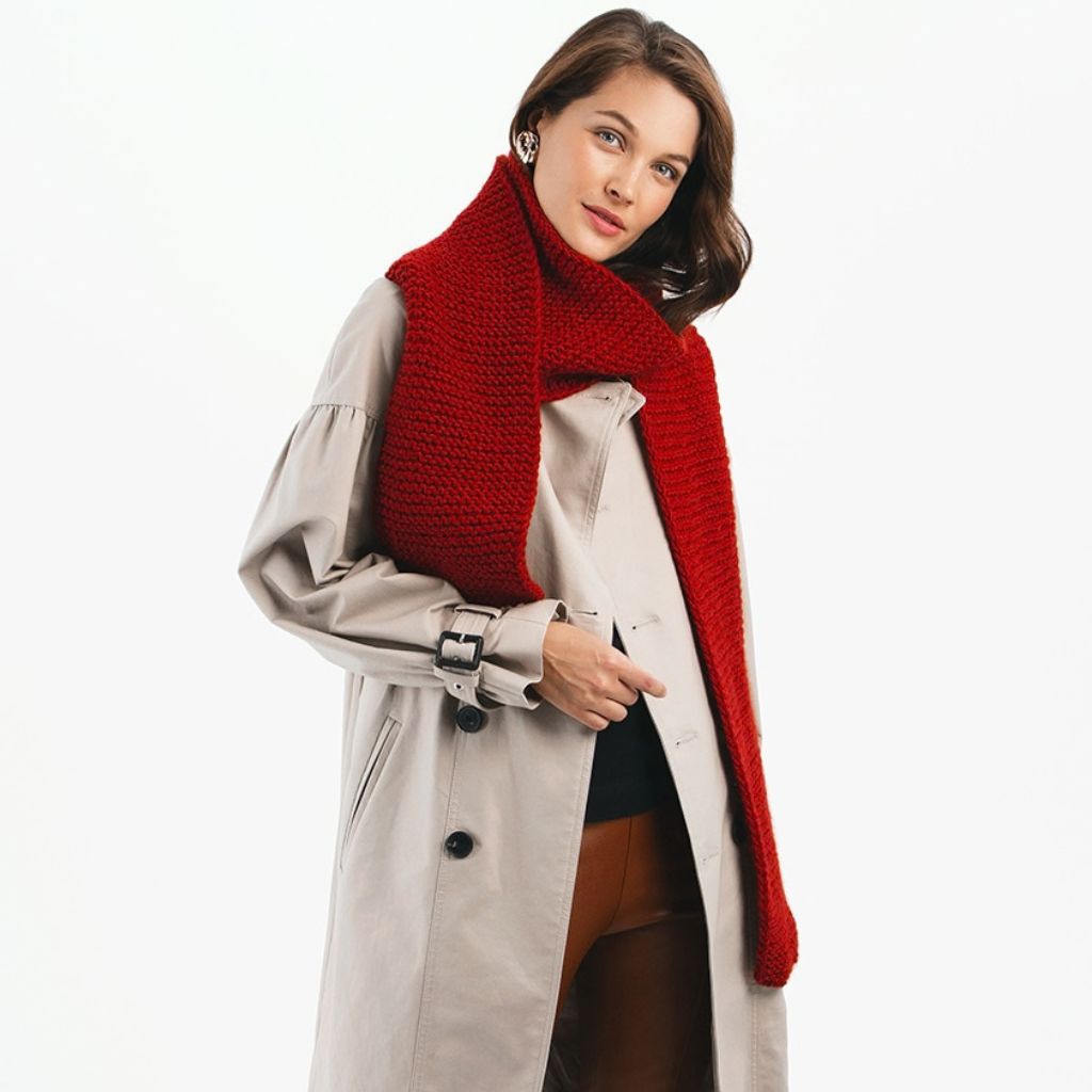 ZOOMO red garter-stitch scarf, free knitting pattern