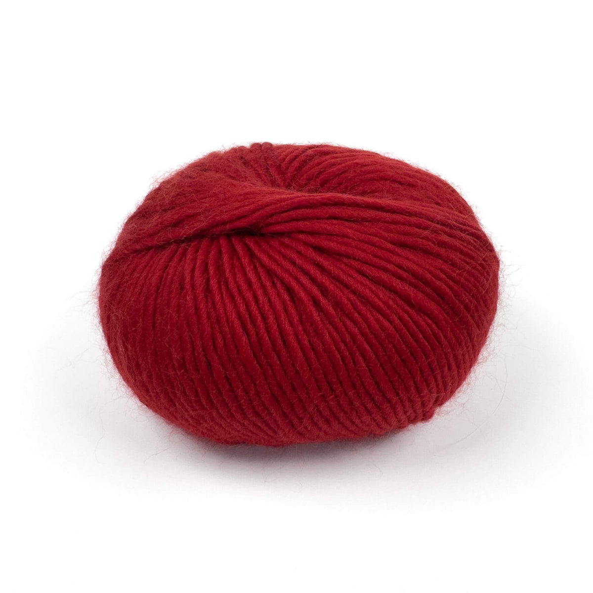 BeMe Cardinal Red 100% Peruvian wool yarn, recommended needles 6.5–8 mm