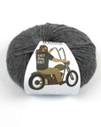 Ball of BeMe Charcoal yarn, 100% Peruvian bulky wool, 100 g