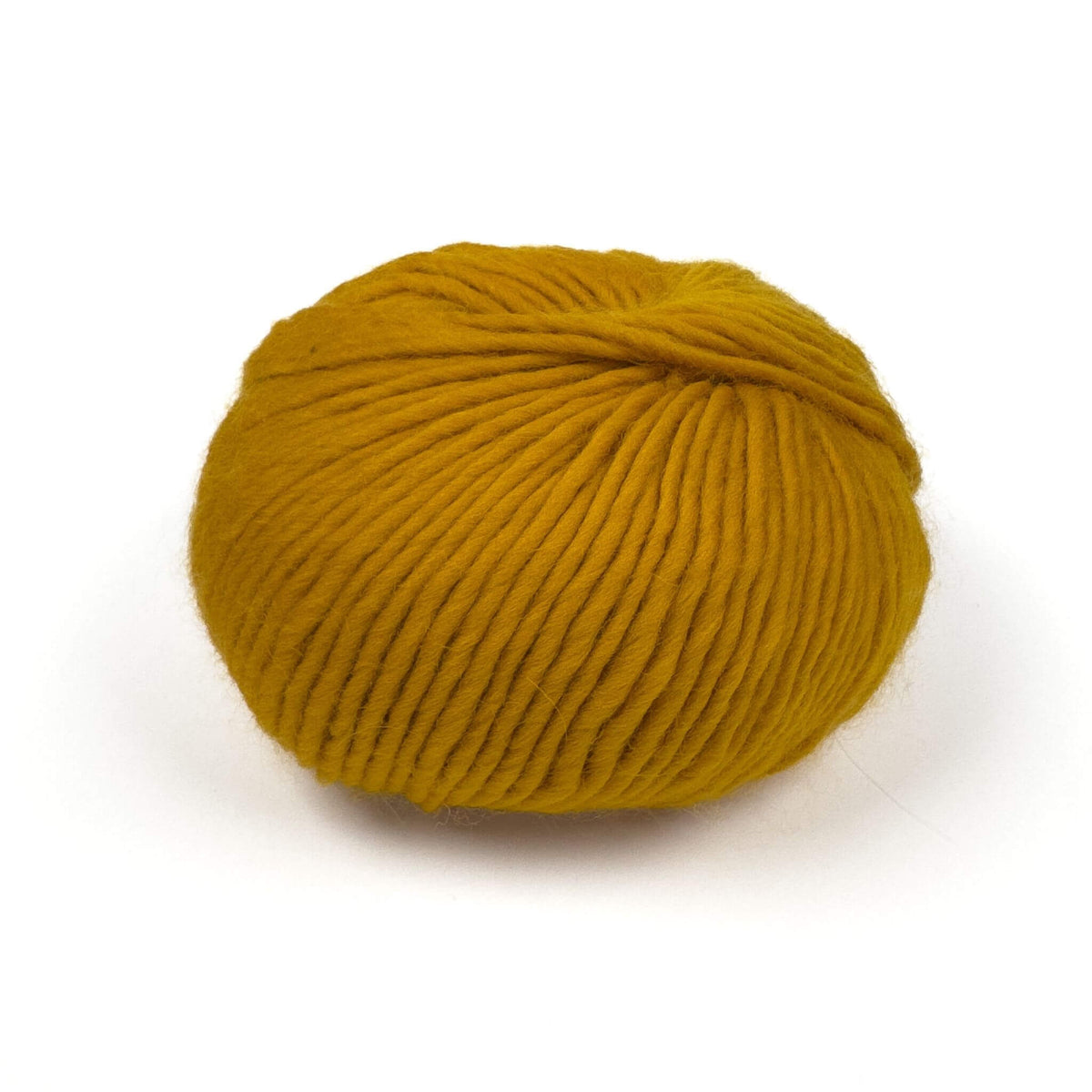 Hilo BeMe Curry de 100% lana peruana, agujas recomendadas de 6,5 a 8 mm