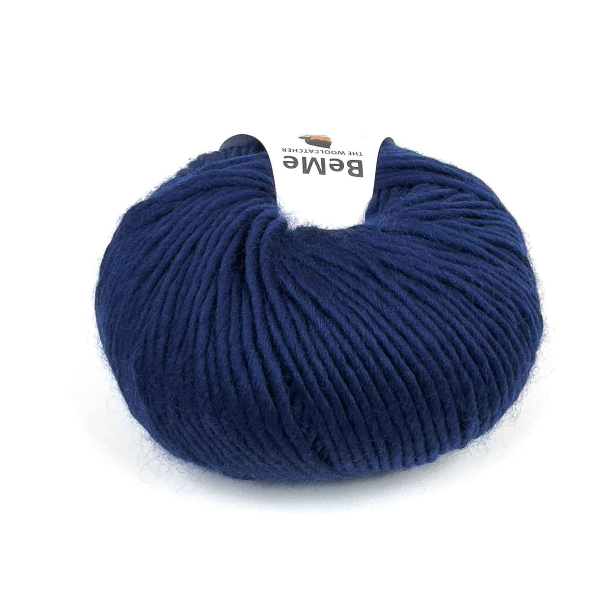 Lana BeMe Indigo de The Woolcatcher, ovillo de 100 g y 120 m