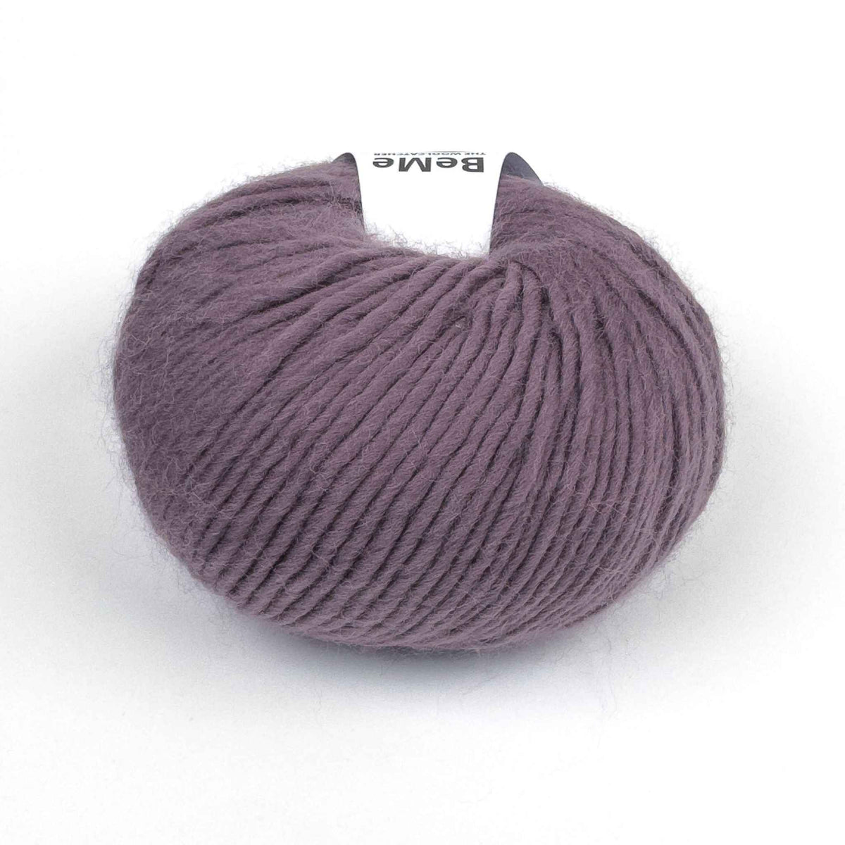 Lana BeMe Satin de The Woolcatcher, ovillo de 100 g y 120 m