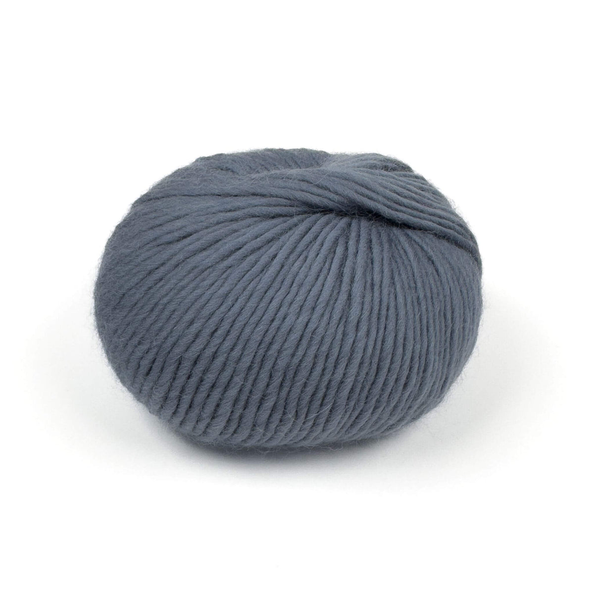 Hilo BeMe Stone de 100% lana peruana, agujas recomendadas de 6,5 a 8 mm