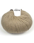 Lana BeMe Taupe de The Woolcatcher, ovillo de 100 g y 120 m