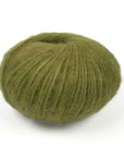 Lana NOVA Olive - 86% lana Highland peruana, 50 g / 150 m - The Woolcatcher