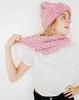 Patrón de tejido. Pebble Hug Cowl - The Woolcatcher