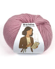 Vídeo de la lana BeMe Dusty Rose, 100% lana Highland peruana de The Woolcatcher